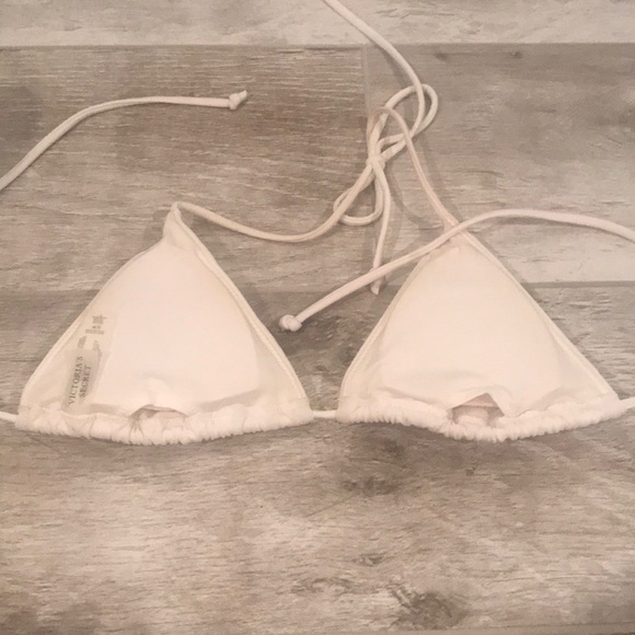 Victoria’s Secret Swimsuit Top - Picture 2 of 2